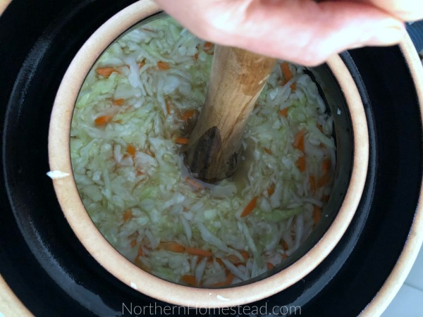 Using a Water-Sealed Fermentation Crockpot - How to make sauerkraut