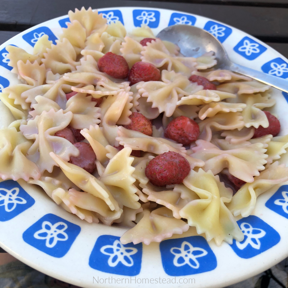 Pasta in Strawberry Sauce Recipe