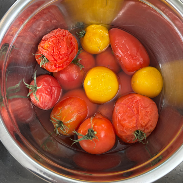 Canning fruit and vegetables from the freezer